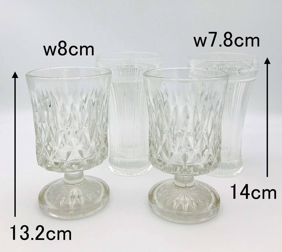（R2-0115）昭和レトロ　型押しガラス　足付きコップ＆タンブラー まとめて　ビアグラス　気泡　プレスガラス_画像2