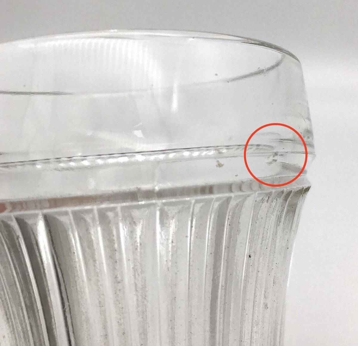 （R2-0115）昭和レトロ　型押しガラス　足付きコップ＆タンブラー まとめて　ビアグラス　気泡　プレスガラス_画像8