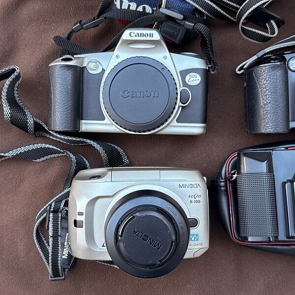 超安い】 Canon EOS 650 カメラ・レンズ・フラッシュ3点セット 超安い】 Canon EOS 650 カメラ・レンズ・フラッシュ3点セット