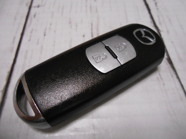 ★ Mazda 2 кнопка кнопки без ключа Smart Key Demio Bellisa и т. Д. ★ Новая замена аккумулятора ④