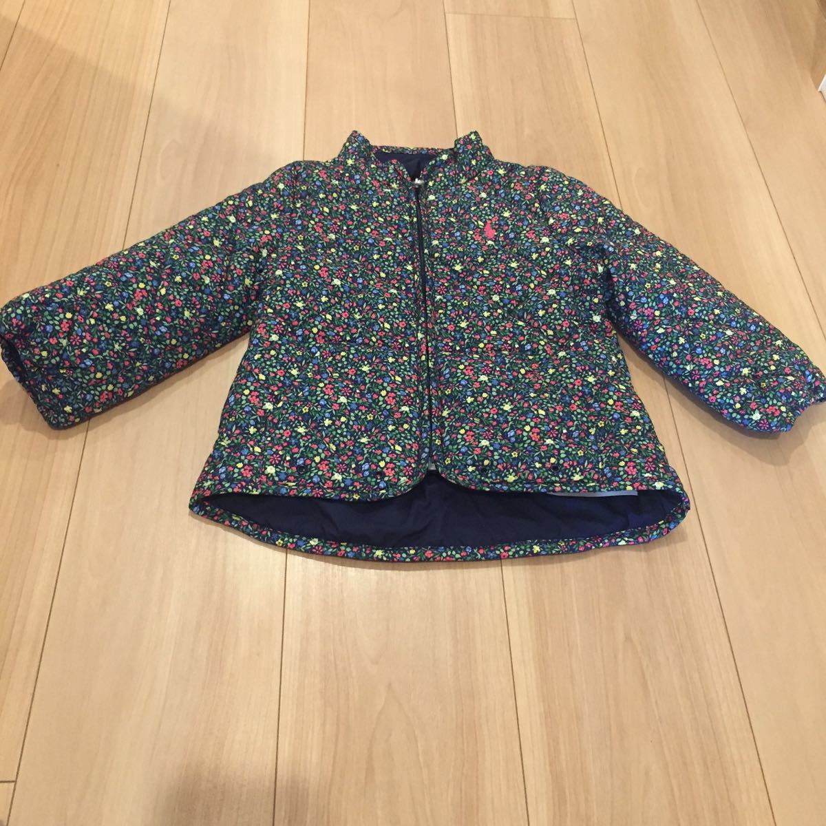 最新最全の ベビー キルティング 花柄 コート Lauren Ralph ラルフローレン キッズ ほぼ未使用 美品 ポリエステル100% サイズ90 24カ月 ジャンパー、ブルゾン 最新最全の ベビー キルティング 花柄 コート Lauren Ralph ラルフローレン キッズ ほぼ未使用 美品 ポリエステル100% サイズ90 24カ月 ジャンパー、ブルゾン
