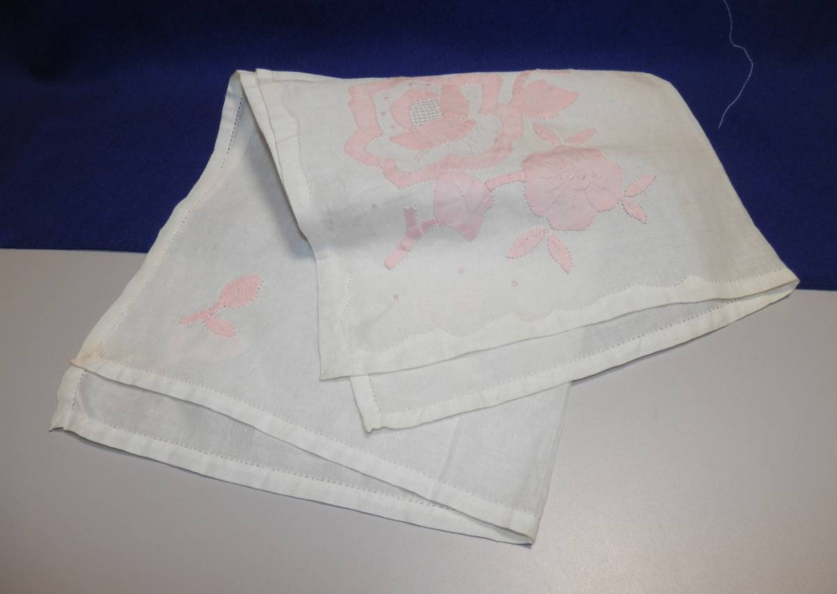 スワトー 美しい刺繍のハンカチーフ 人気ブランドを