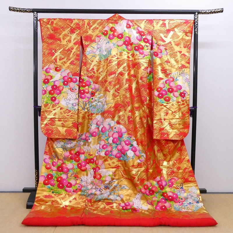 2502A-2185○関着/色打掛/作家物/秋山章/箔/花柄と鶴等/仕立上り 2502A-2185○関着/色打掛/作家物/秋山章/箔/花柄と鶴等/仕立上り