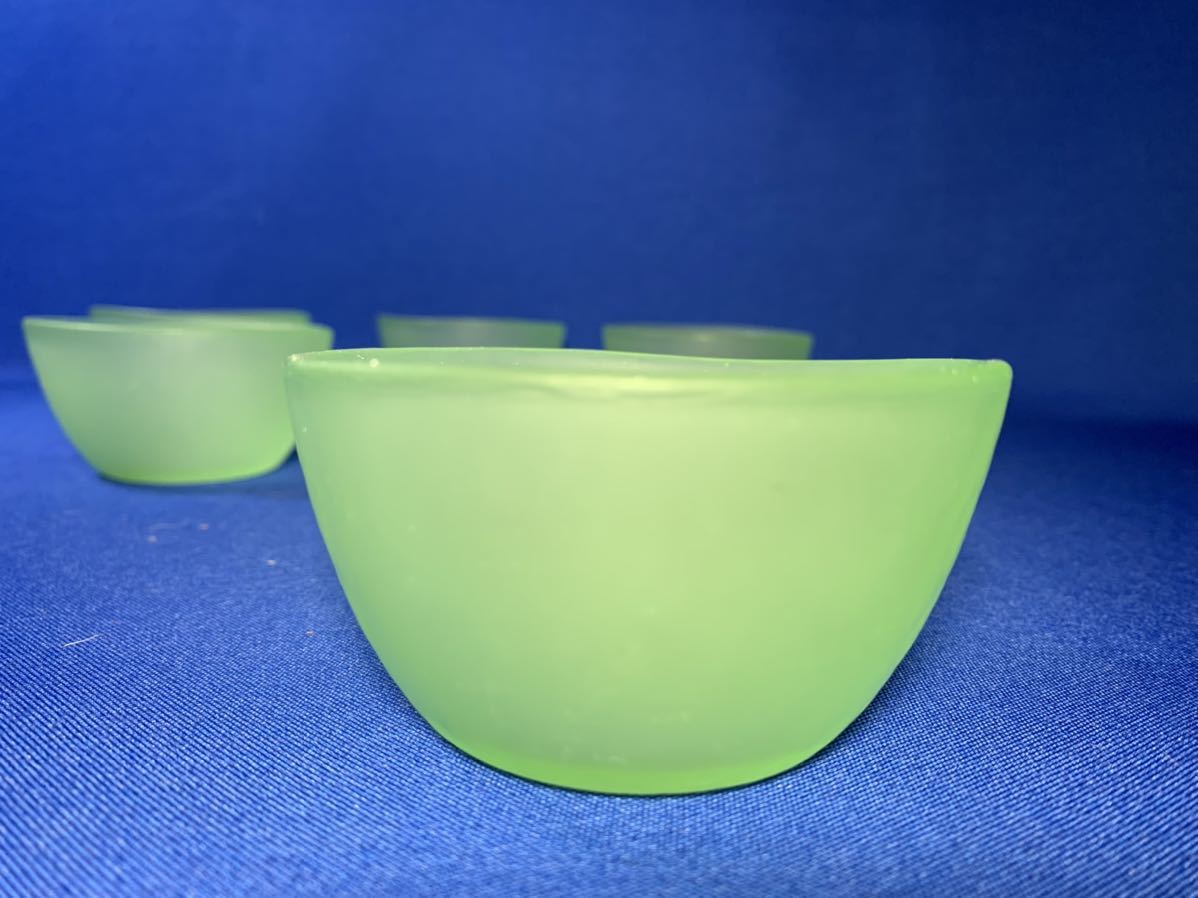 ガラス小鉢 ガラス鉢 ガラスのうつわ 5個 すりガラス 曇りガラス 薄緑 シンプル 使い易い 多用途 5皿 S-644_画像6