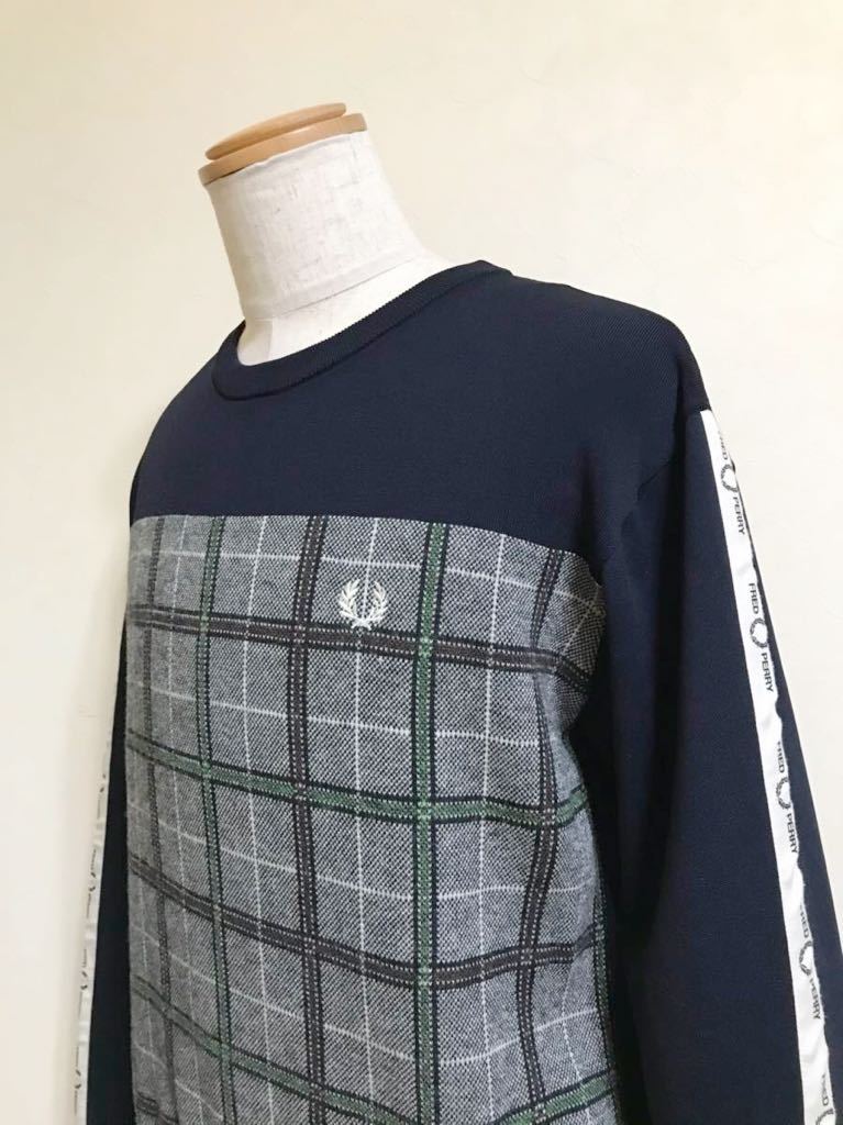 【良品】 FRED PERRY フレッドペリー 切替し トレーナー クルーネック ニット スウェット トップス サイズL 長袖 F3214 ネイビー_画像7