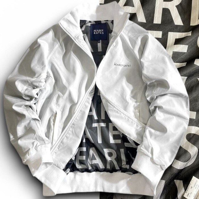 PEARLY GATES パーリーゲイツ 新品 定価4万 防水透湿 ロゴ裏地 PEARLY GATES パーリーゲイツ 新品 定価4万 防水透湿 ロゴ裏地