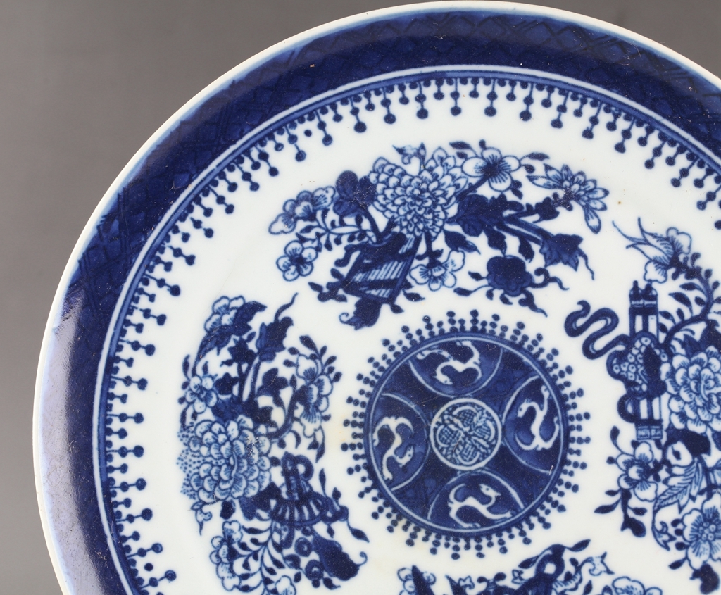 中国 清時代 古染付 青花 花図皿 !直径20.8 cm、高さ1.8cm | www