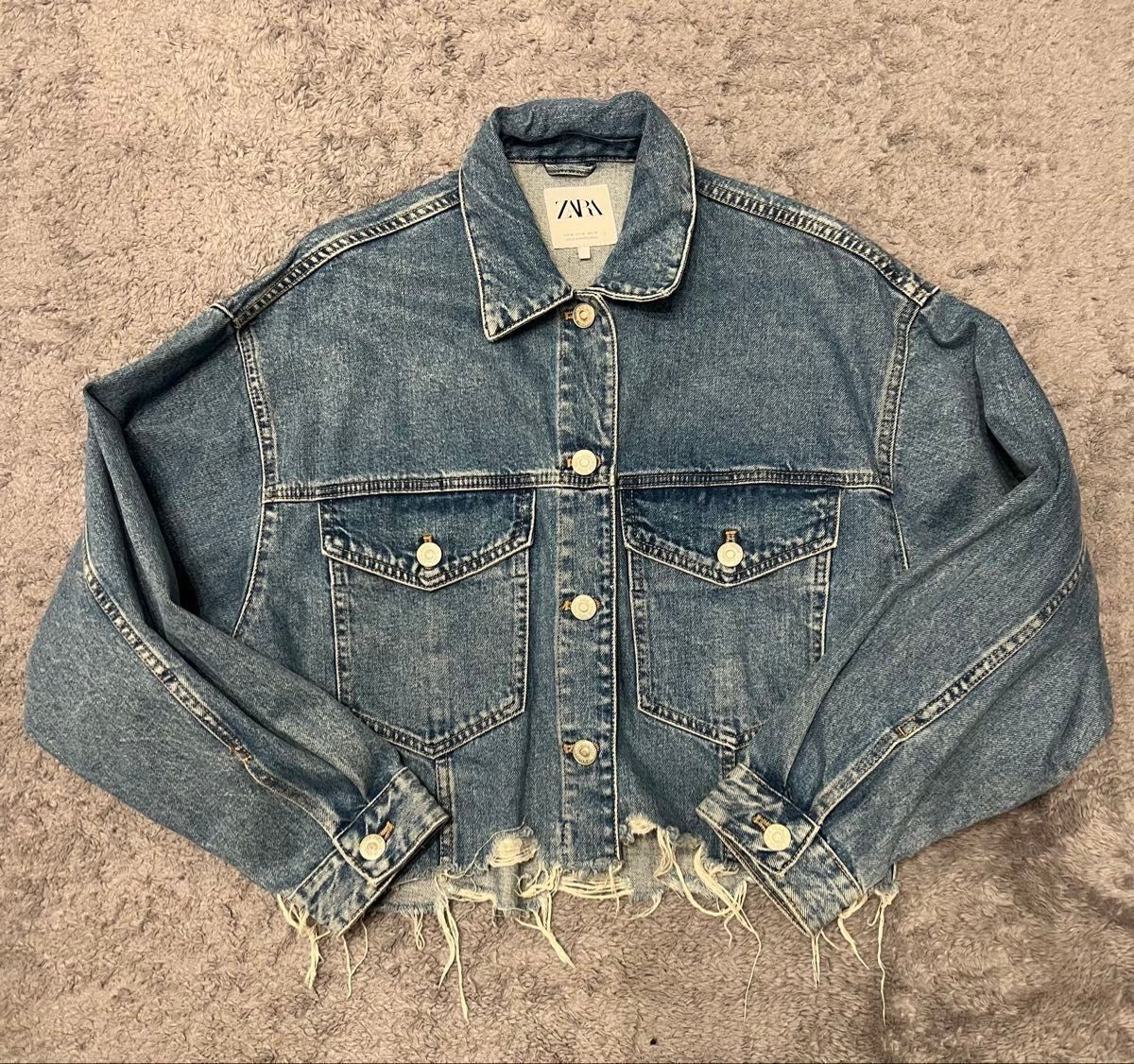 ZARA デニムジャケット ショート丈 ダメージ Gジャン クラッシュ ZARA デニムジャケット ショート丈 ダメージ Gジャン クラッシュ