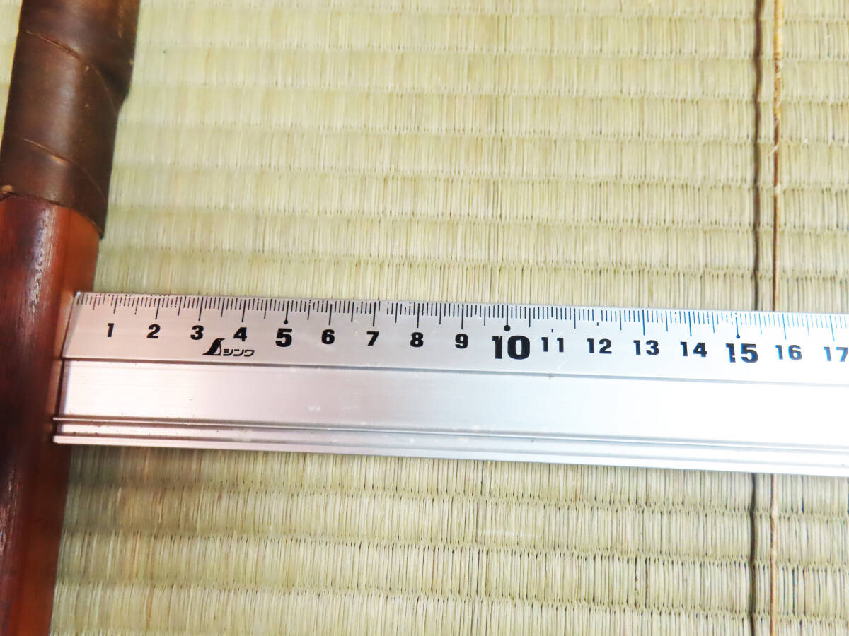弓道 弓 和弓 竹弓 在銘 本家服部喜壽 並寸 全長約221cm 重量約 弓道 弓 和弓 竹弓 在銘 本家服部喜壽 並寸 全長約221cm 重量約