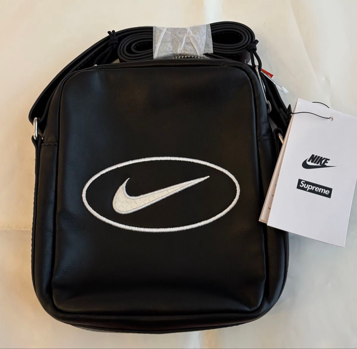 Supreme/NikeLeather Shoulder Bag シュプリーム/ナイキ レザー Supreme/NikeLeather Shoulder Bag シュプリーム/ナイキ レザー