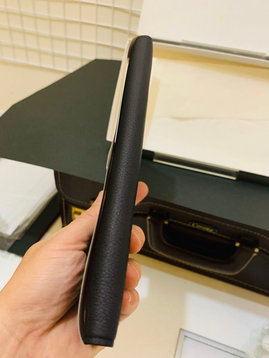 【未使用箱付美品】NGC パスポートケース　旅行用マルチケース　仔牛革　レザー 二つ折り ウォレット　