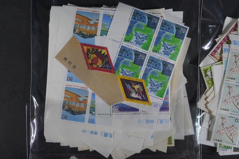 410)大量!日本切手 未使用まとめて 額面約125100円以上 国際文通 410)大量!日本切手 未使用まとめて 額面約125100円以上 国際文通