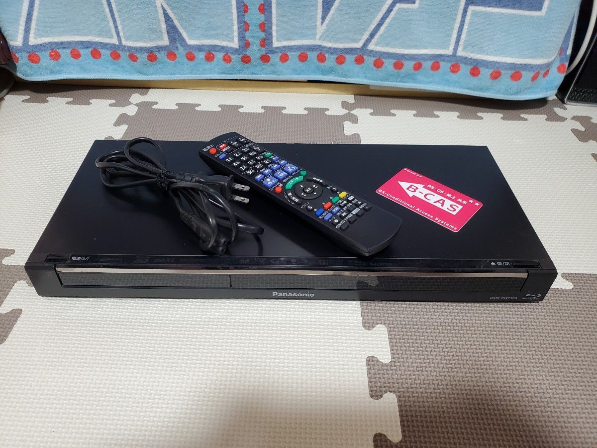 パナソニック DIGA HDD搭載Blu-rayレコーダー ★ 地デジ2番組同時録画可能 ★ 新品リモコン ★ BWT560