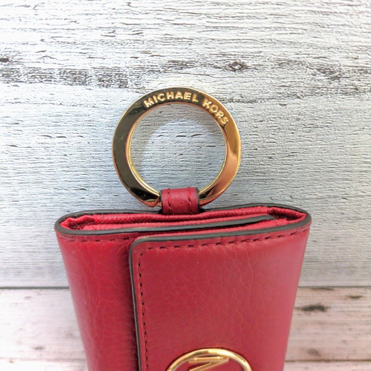 日本最大のブランド MICHAEL KORS レッド レザー キーケース 日本最大のブランド MICHAEL KORS レッド レザー キーケース