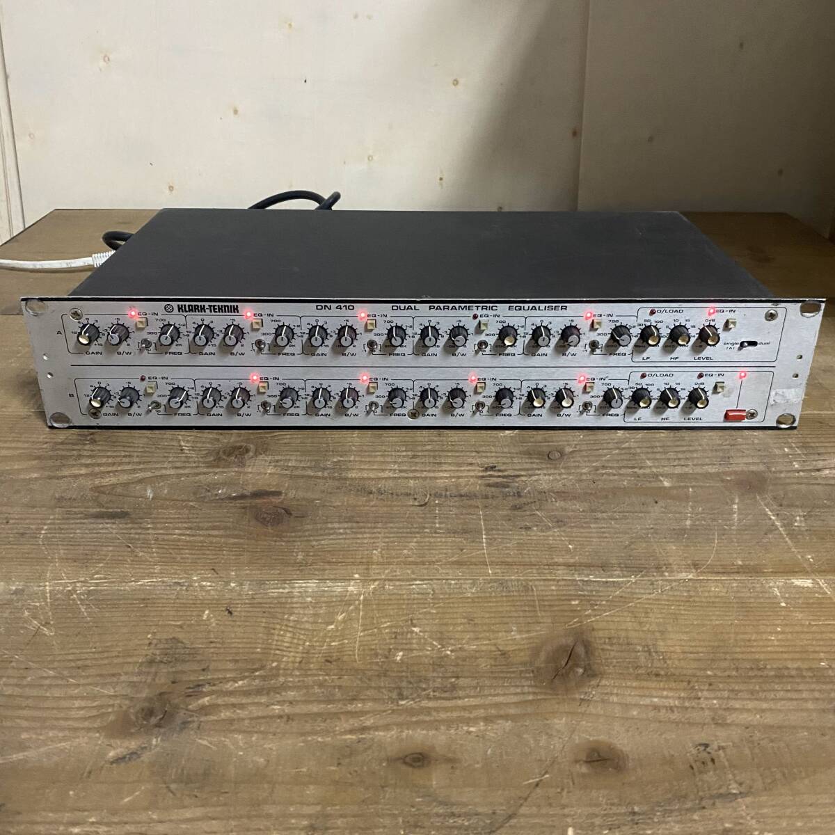 Ra323 KLARK TEKNIN DN410 中古品 イコライザー