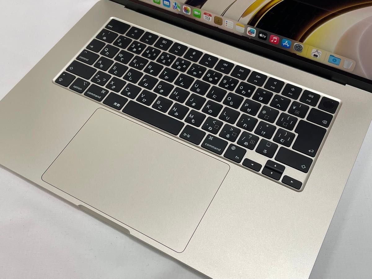 Macbook Air 15インチ Office M2チップ Touch IDスターライト Macbook Air 15インチ Office M2チップ Touch IDスターライト