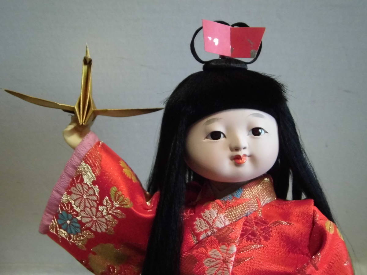 わらべ人形 雛匠 東玉作 平和 ガラスケース入り 箱入り 折り鶴 市松人形 日本人形 伝統工芸 置物 飾り物