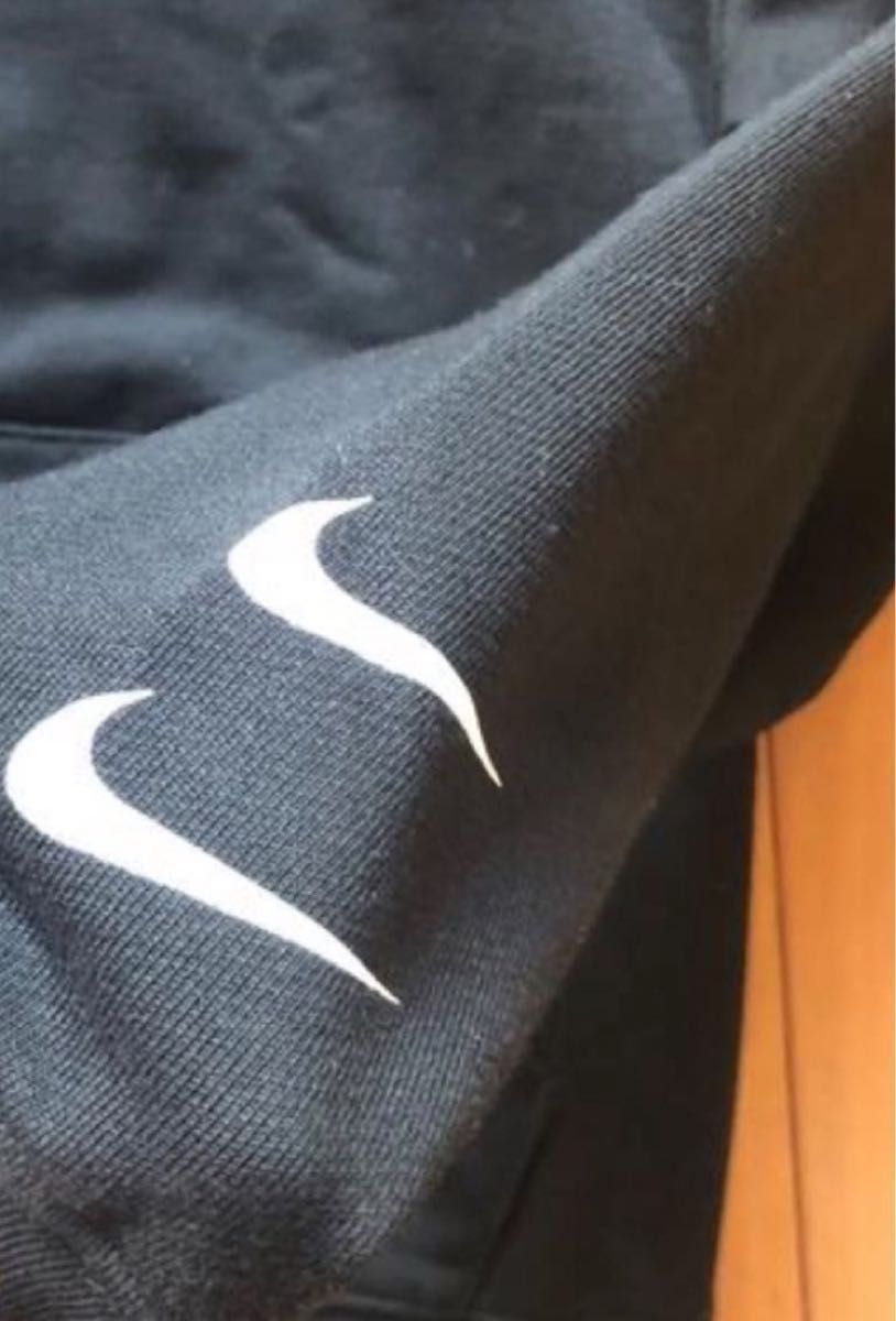 新品未使用】NIKE ナイキ レディースパーカー ビッグス 新品未使用】NIKE ナイキ レディースパーカー ビッグス