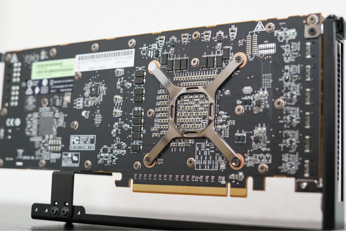 AMD Radeon Pro V320 8GB WX8200化済み|Yahoo!フリマ(旧PayPay AMD Radeon Pro V320 8GB WX8200化済み|Yahoo!フリマ(旧PayPay