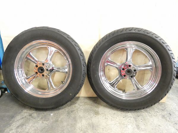 ★No.4483「倉庫整理大セール！社外 クロームホイール 前後SET 16inch×3.5inch FL系 ハーレーダビッドソン」格安価格！_画像1