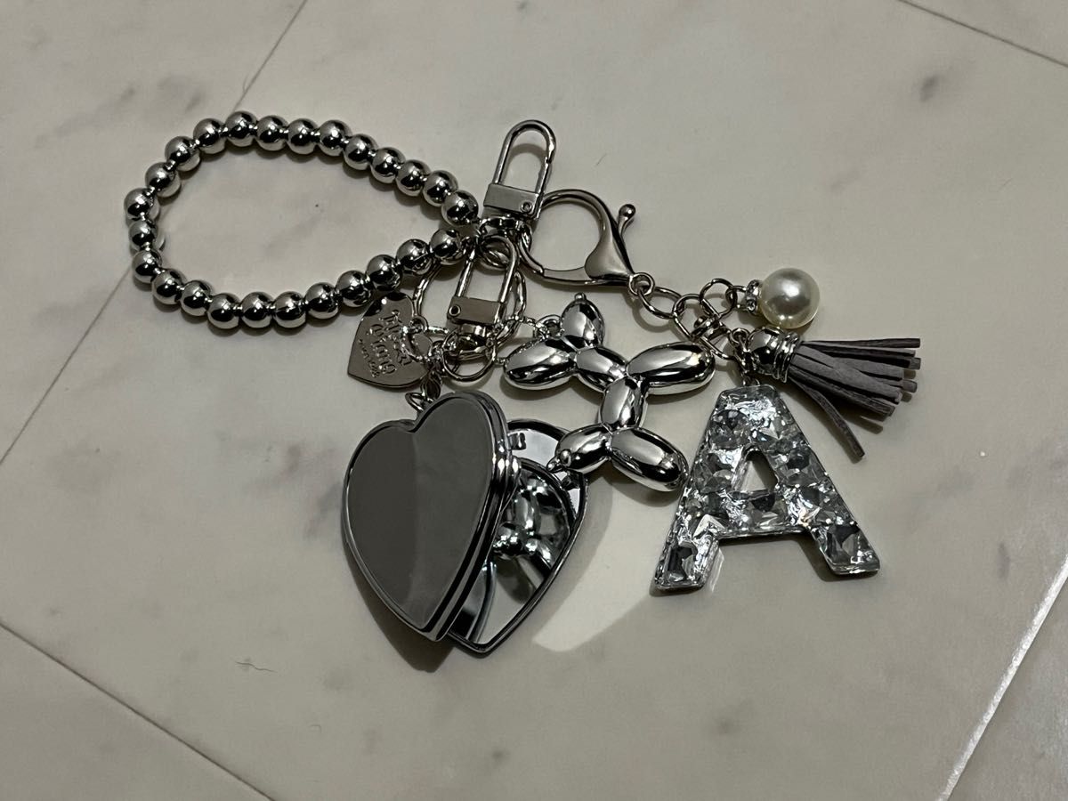 イニシャルじゃらじゃらキーホルダー☆☆ じゃらじゃら キーホルダー チャーム シルバー バルーン ミラー