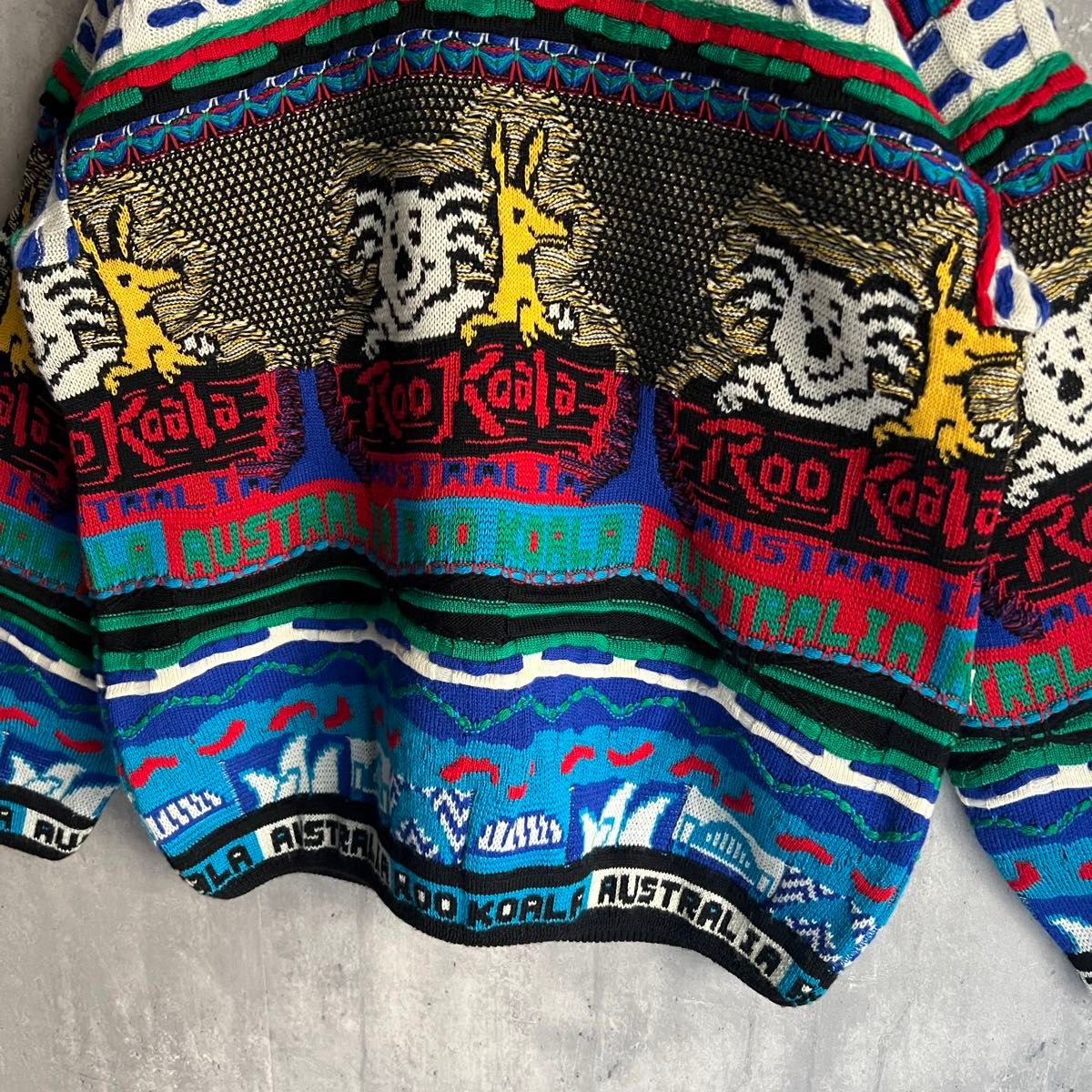 COOGI クージー 90s オーストラリア製 アニマル柄 ウール3D COOGI クージー 90s オーストラリア製 アニマル柄 ウール3D