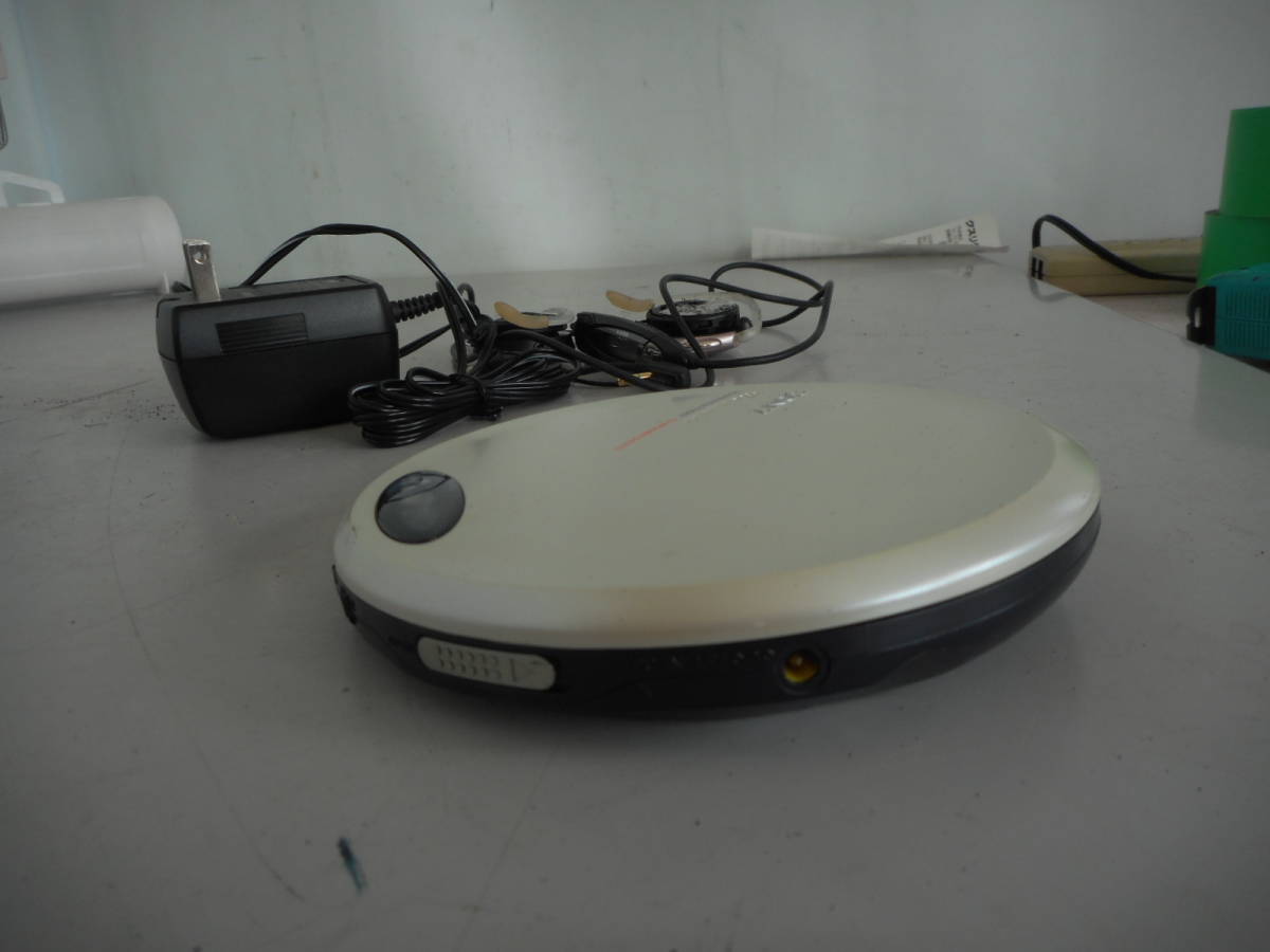 AH10360 SONY CD player D-EJ775