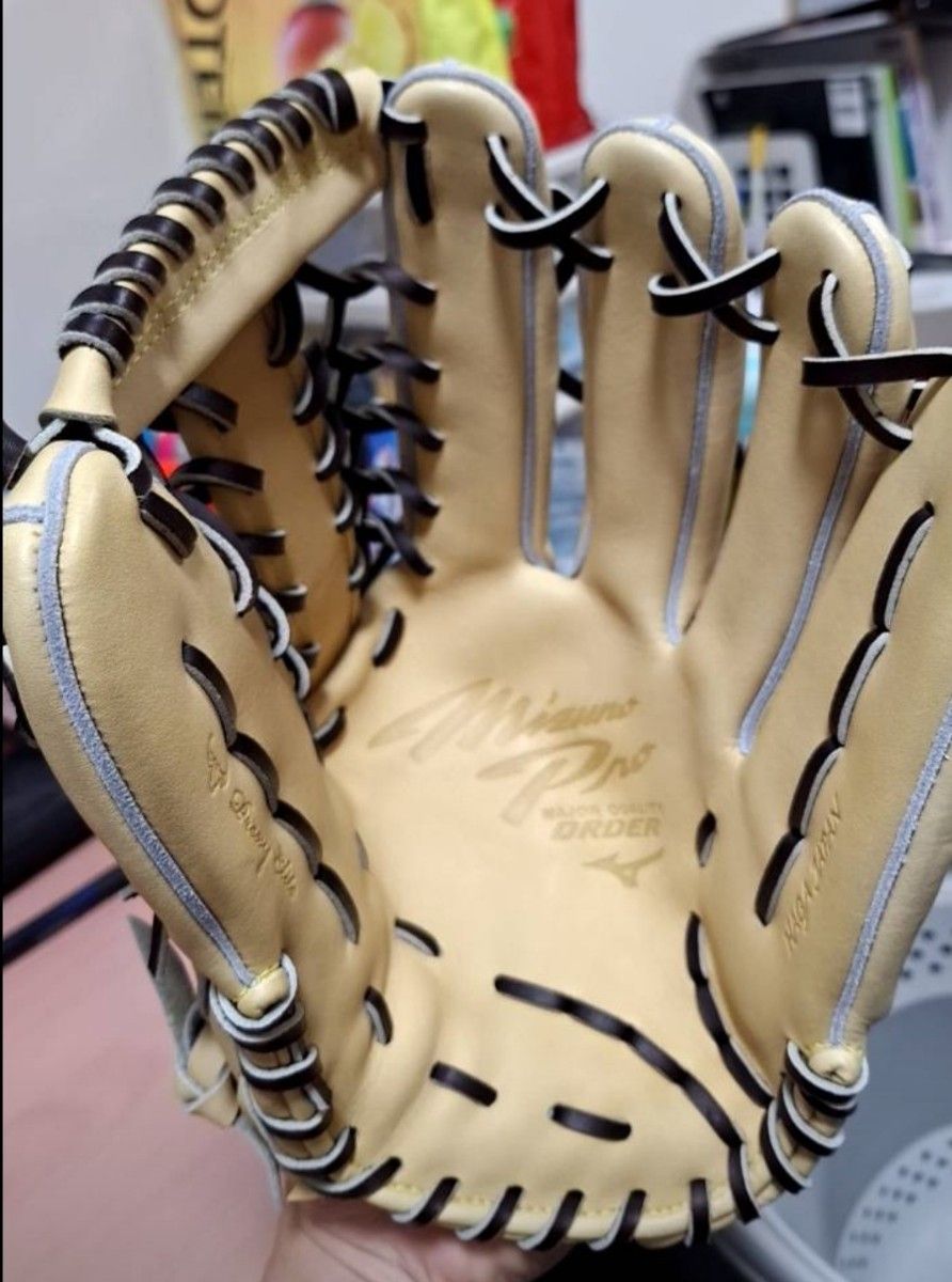 ミズノプロ硬式外野手用オーダーグローブ イチロー型 18Nサイズ ミズノプロ硬式外野手用オーダーグローブ イチロー型 18Nサイズ