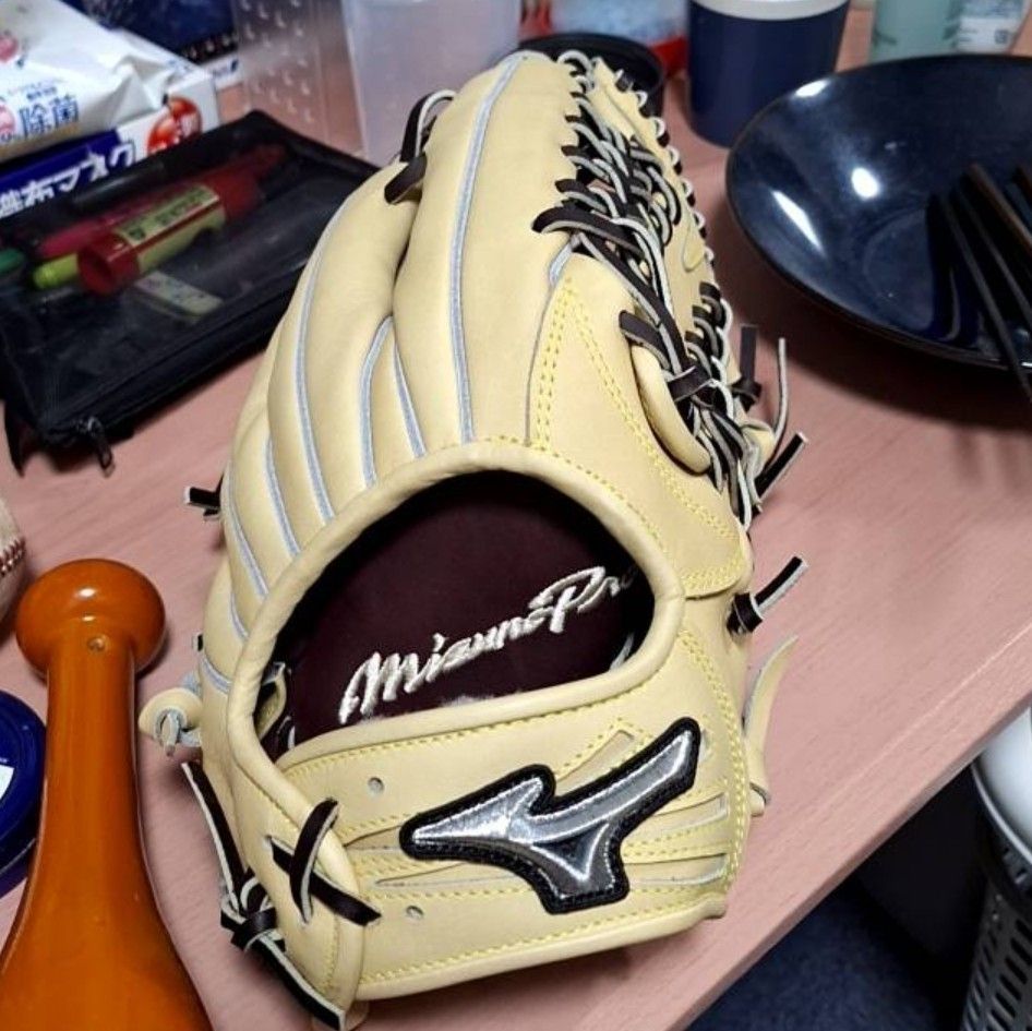 ミズノプロ硬式外野手用オーダーグローブ イチロー型 18Nサイズ ミズノプロ硬式外野手用オーダーグローブ イチロー型 18Nサイズ