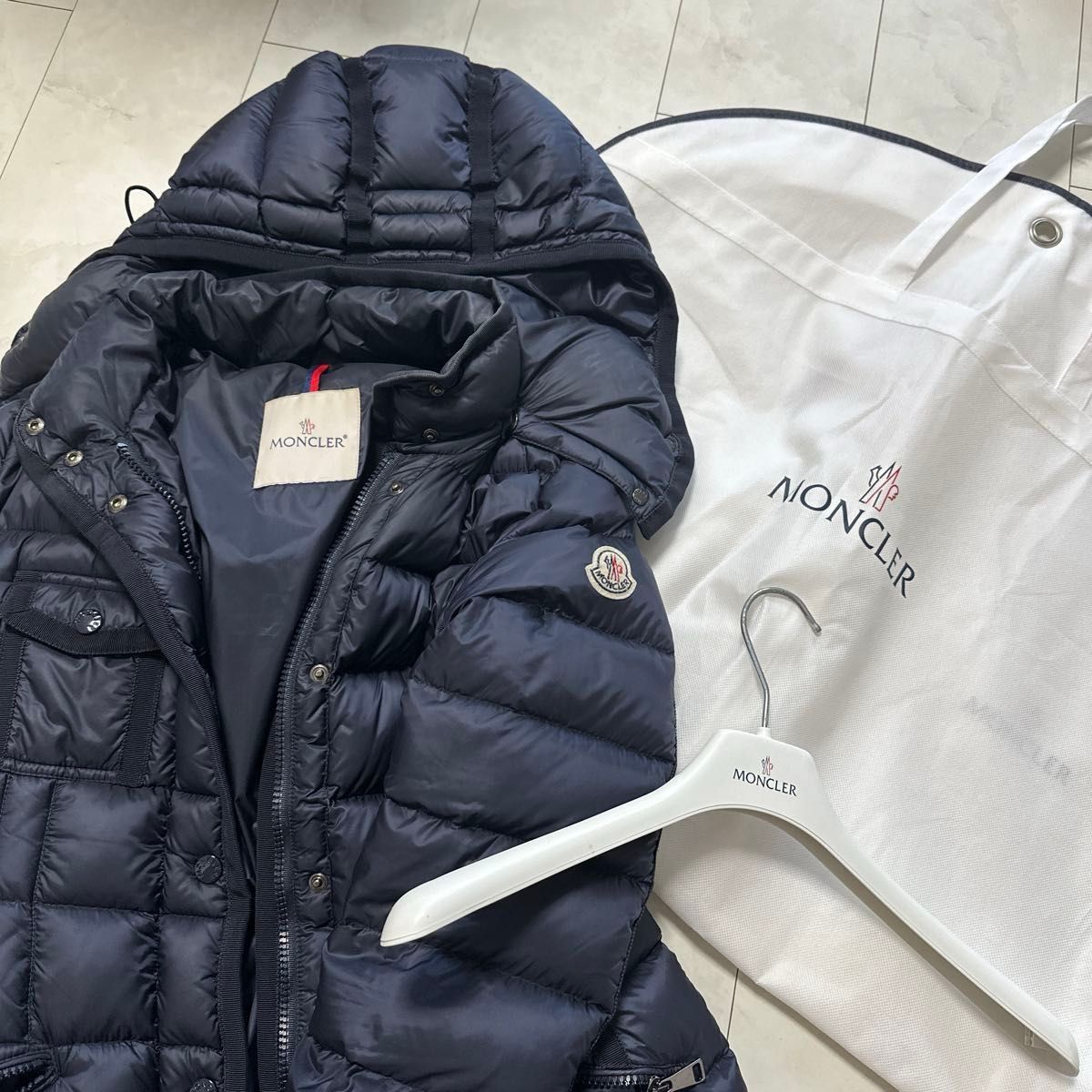 モンクレール エルミンヌ ネイビー 00 MONCLER|Yahoo!フリマ モンクレール エルミンヌ ネイビー 00 MONCLER|Yahoo!フリマ