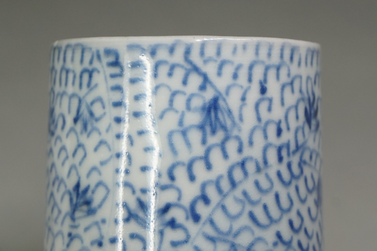 蕎麦猪口 古伊万里 微塵唐草文 覗き ぐい呑み 酒器 江戸期 無傷 蕎麦猪口 古伊万里 微塵唐草文 覗き ぐい呑み 酒器 江戸期 無傷