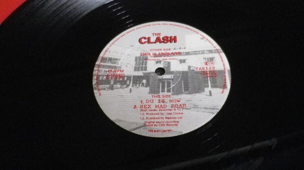 【輸入盤12インチ】The Clashクラッシュ/ThisIsEngland 45rpm 良好 TA6122_画像3