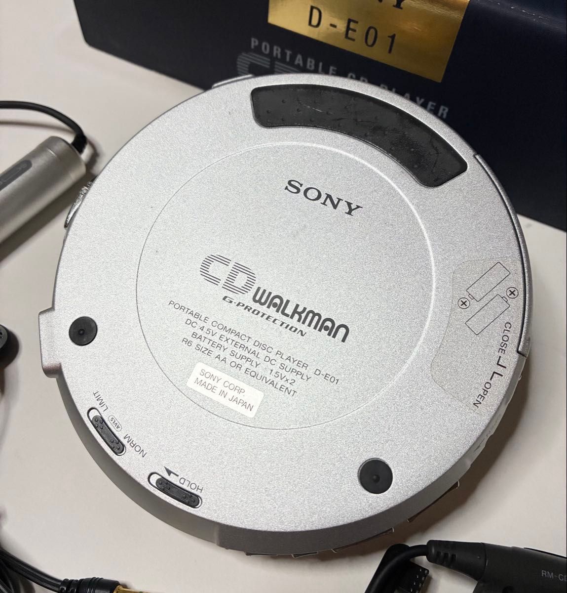 SONY CDウォークマン 15周年記念t特別モデル D-E01 ソニー SONY CDウォークマン 15周年記念t特別モデル D-E01 ソニー