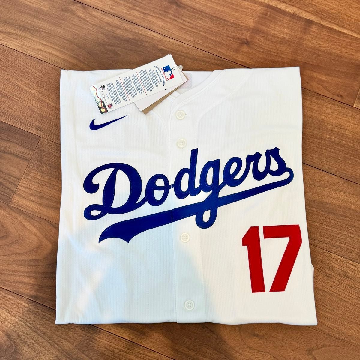 大谷翔平着用 MLB東京シリーズ開幕戦 限定ユニフォームL 限定BOX 大谷翔平着用 MLB東京シリーズ開幕戦 限定ユニフォームL 限定BOX
