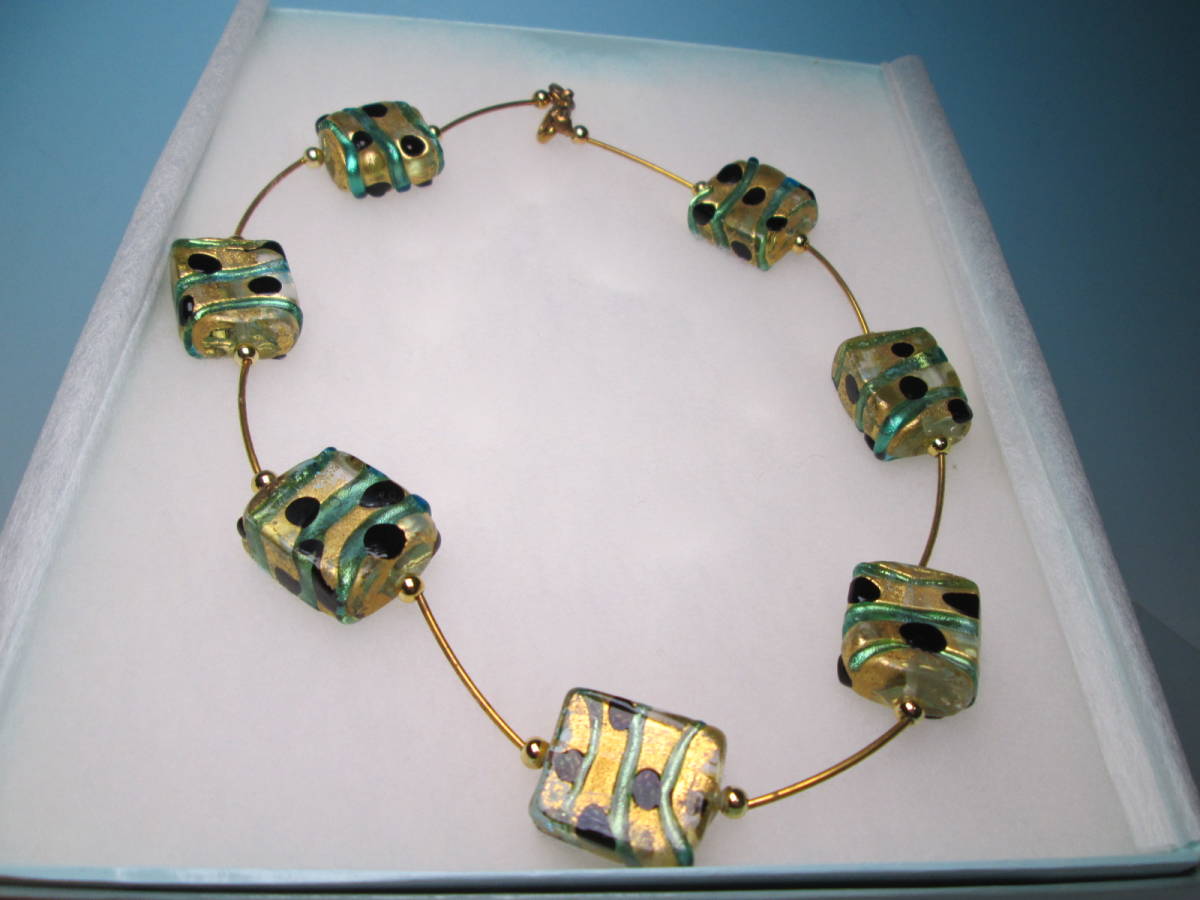 * Venetian glass gold paint blow . glass. design necklace 64g case attaching 