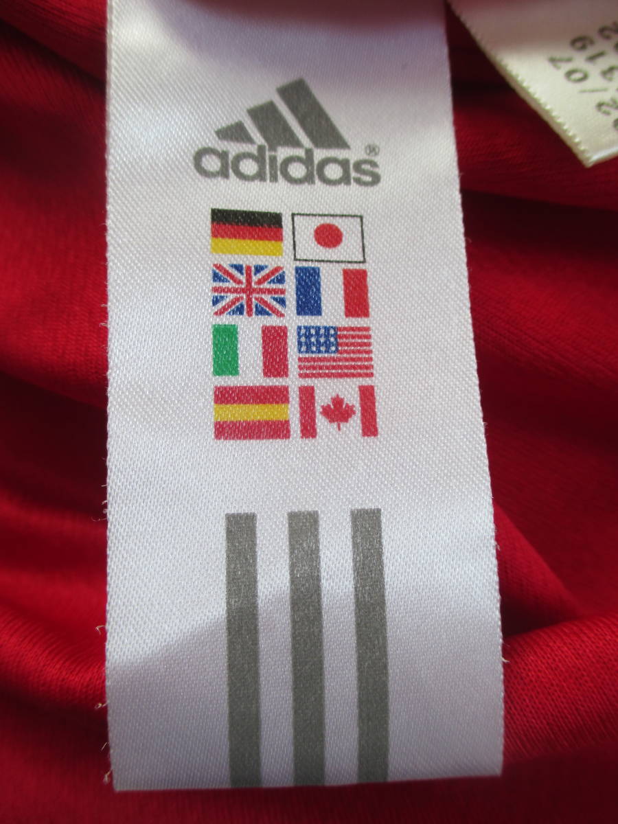 送料180円 adidas 半袖 切り替え デザイン ツートンカラー ラグラン ロゴ プリント Tシャツ 赤 グレー 身幅50cm アディダス ジム スポーツ_タグ