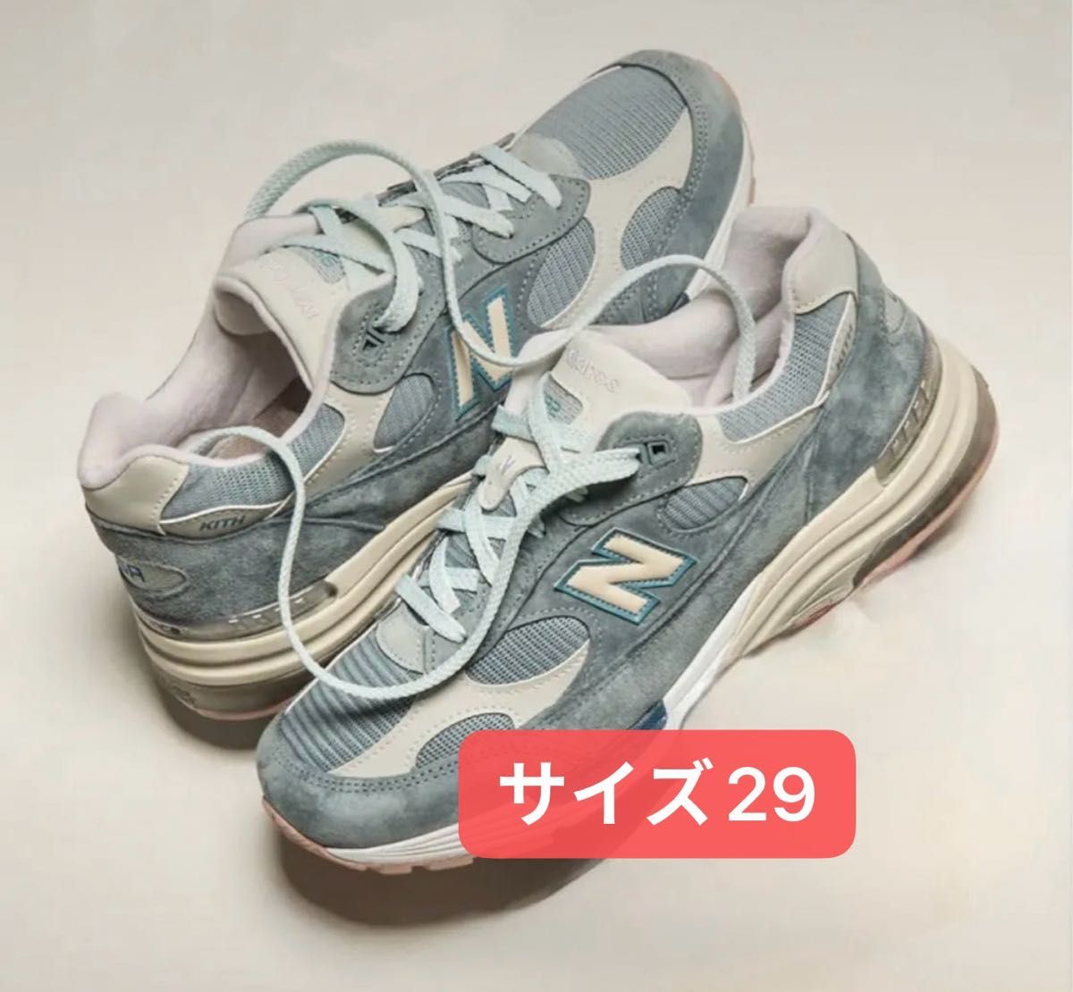 KITH × New Balance 992 KITH × New Balance 992