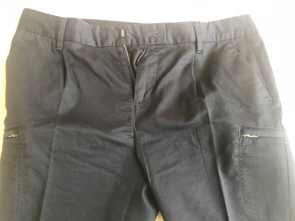 Gap ギャップ　紺　ストレッチ　ショートパンツ　サイズ2 (中古) クリックポスト送料価格込_画像3