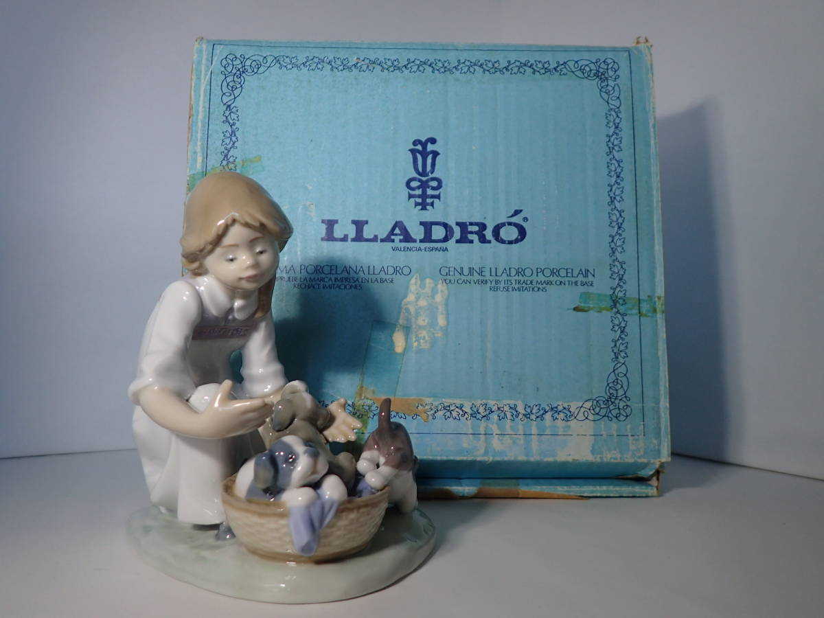 LLADRO リヤドロ こっそりお外へ No.5595 少女+soporte.cofaer.org.ar