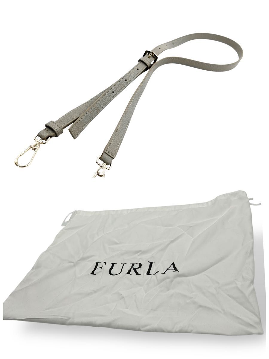 未使用級 FURLA フルラ ショルダーバッグ 2way ハーフムーン 未使用級 FURLA フルラ ショルダーバッグ 2way ハーフムーン