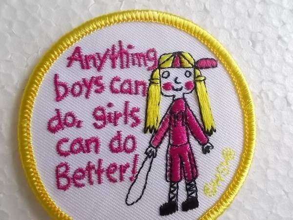 Anything boys can do girls can do better! 女の子はスゴイ！ イラスト アメリカ 海外 おしゃれ ワッペン/パッチ 刺繍 ビンテージ 222_画像2