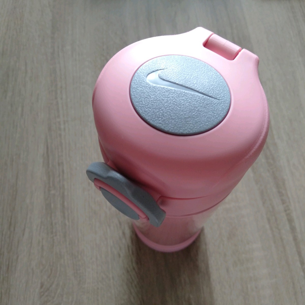 Paypayフリマ サーモス ナイキ ステンレスボトル 水筒 500ml Paypayフリマ サーモス ナイキ ステンレスボトル 水筒 500ml