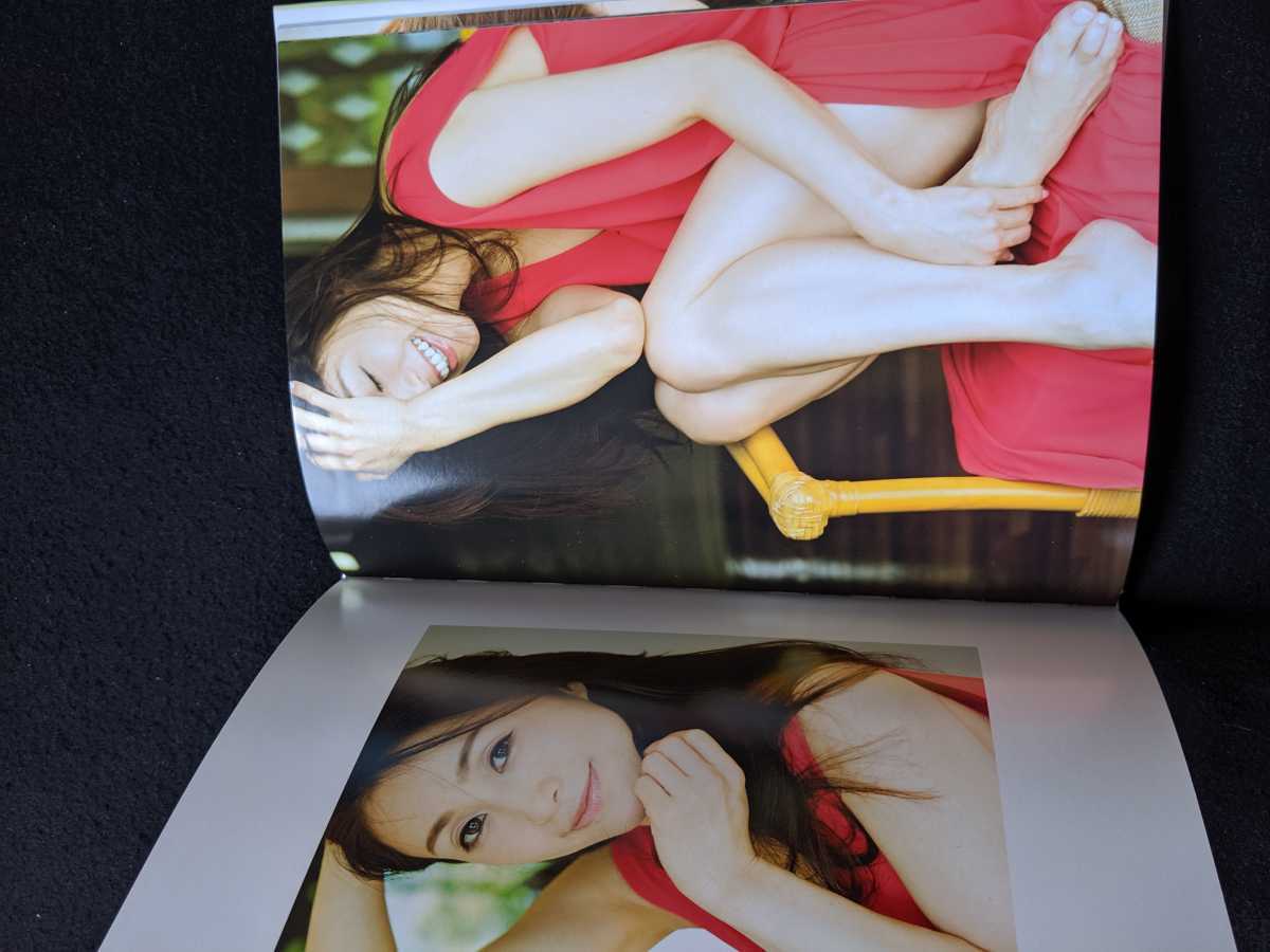 酒井法子 30th Anniversary BOX 写真集 ベストショット 未公開カット DVD マフラータオル ポスト 酒井法子 30th Anniversary BOX 写真集 ベストショット 未公開カット DVD マフラータオル ポスト