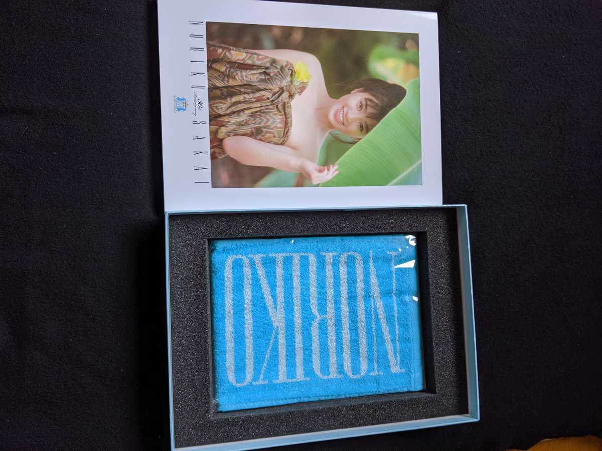 酒井法子 30th Anniversary BOX 写真集 ベストショット 未公開 酒井法子 30th Anniversary BOX 写真集 ベストショット 未公開