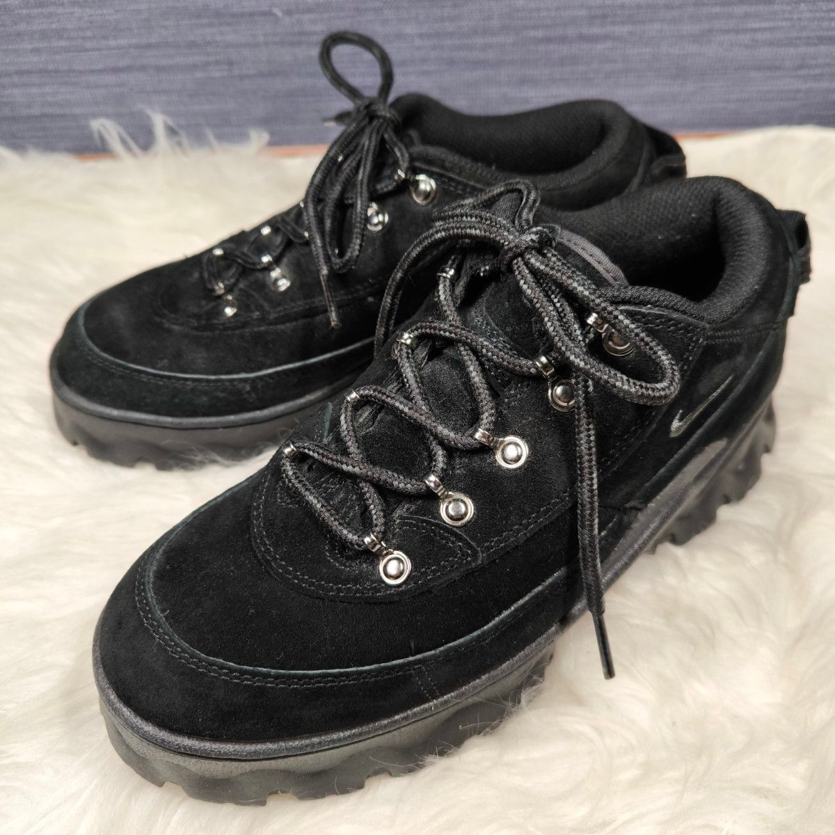 美品【ナイキ】LAHAR LOW 24.5 スニーカー 厚底 トレッキング 黒 良品【NIKE】ラハールロー 24 5 厚底 スニーカー トレッキング