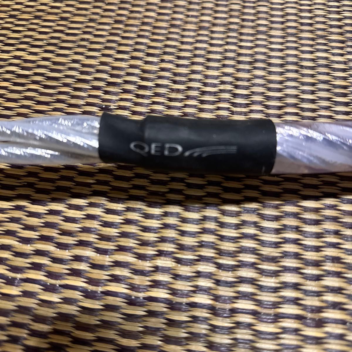 QED Signature Genesis Silver Spiral Bi-Wire/1 5m スピーカー QED Signature Genesis Silver Spiral Bi-Wire/1 5m スピーカー