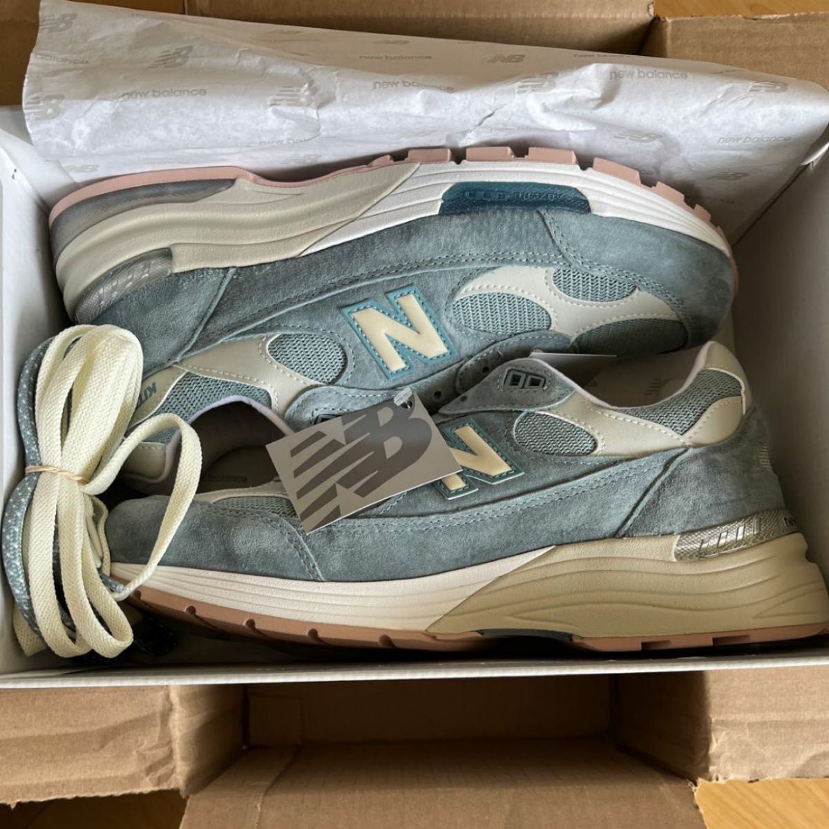 KITH & NEW BALANCE MADE IN USA 992 - AEGEAN BLUE / SHADOW KITH & NEW BALANCE MADE IN USA 992 - AEGEAN BLUE / SHADOW