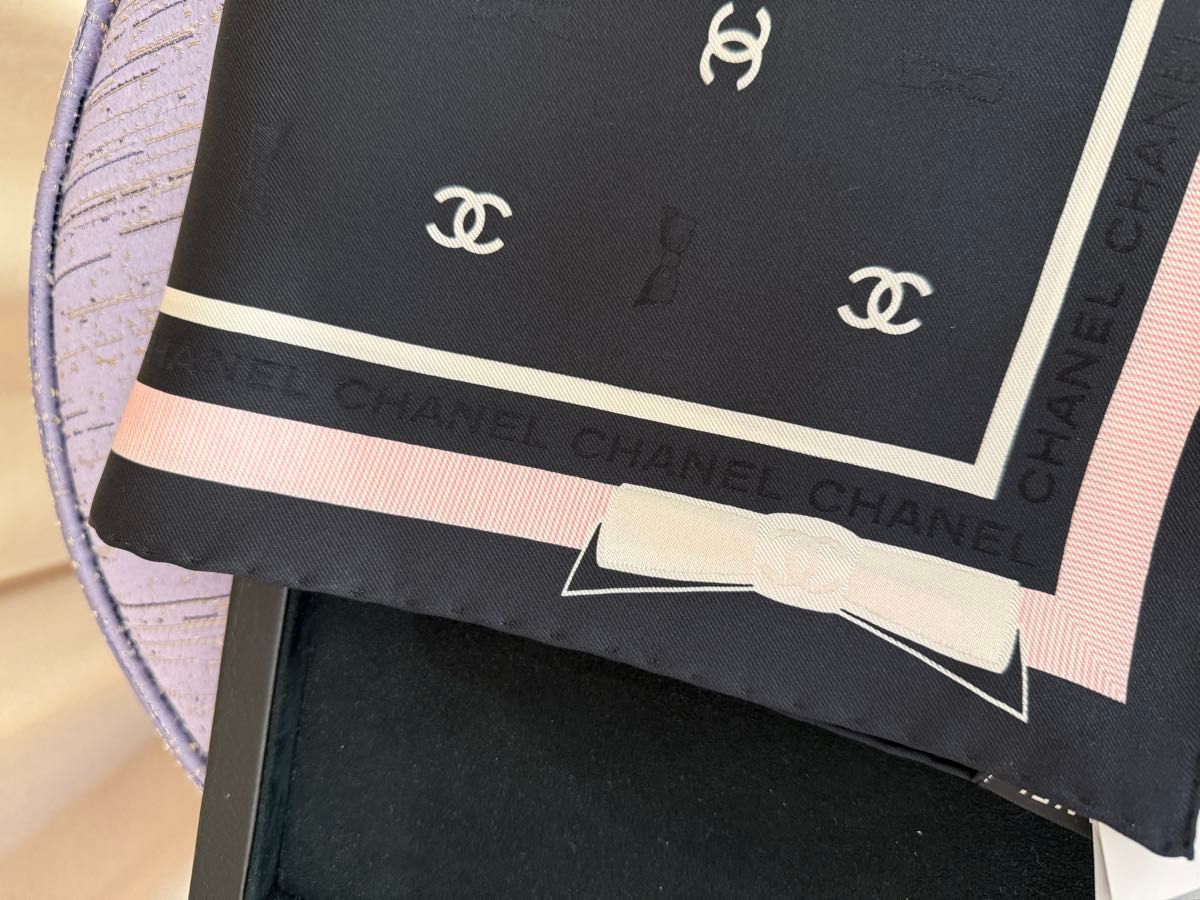 【25P☆上品な色合いがポイント】CHANEL スカーフ CCロゴ 値下げ G-DRAGON愛用シャネル スカーフ 黒 CCロゴ 25P 超希少