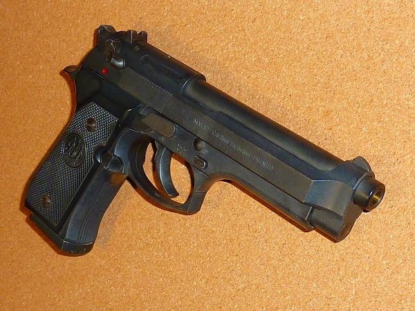 絶版品 MGC ベレッタM92F SRHW スーパーリアルヘビーウエイト スチール