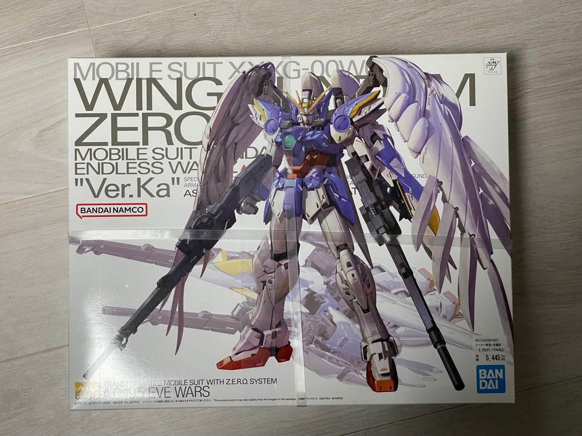 バンダイ MG 1/100 ウイングガンダム ゼロEW Ver.ka 新機動戦記ガンダムW プラモデル